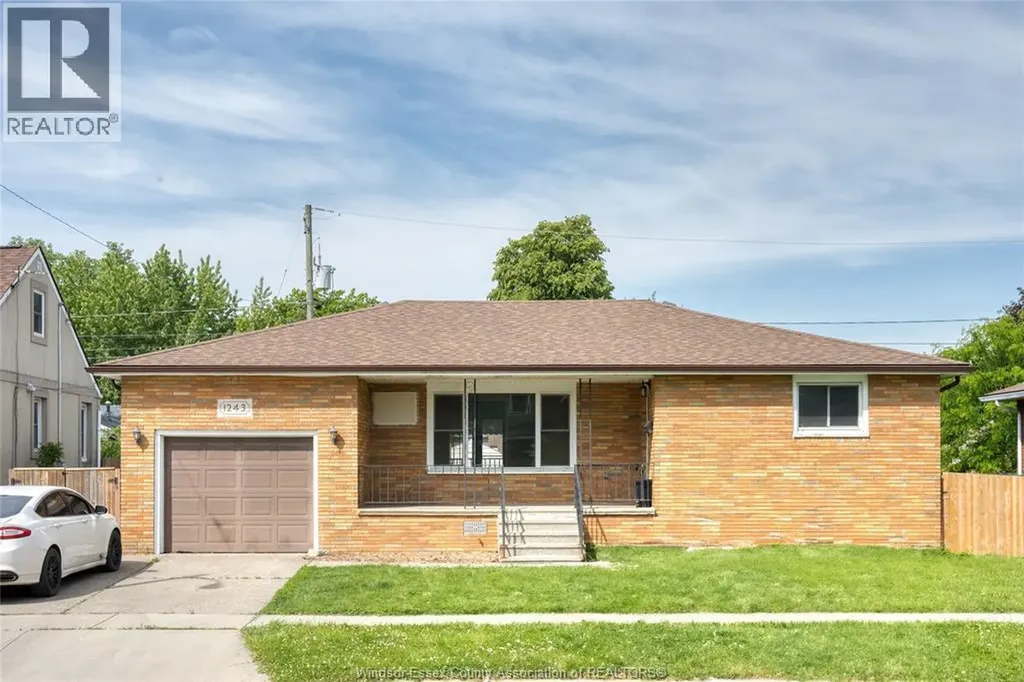 1243 Westcott Road Windsor ON N8Y 4B9