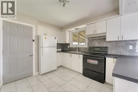 1243 Westcott Road Windsor ON N8Y 4B9