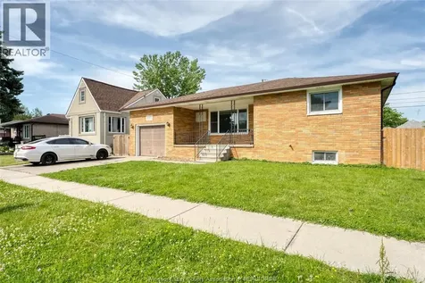 1243 Westcott Road Windsor ON N8Y 4B9