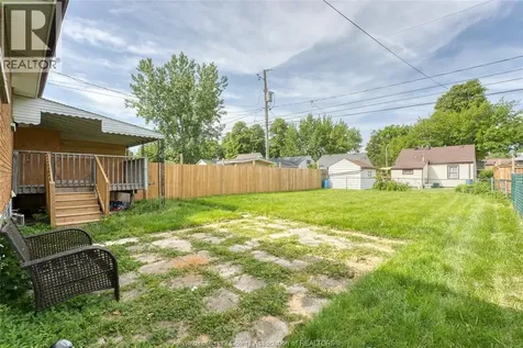 1243 Westcott Road Windsor ON N8Y 4B9