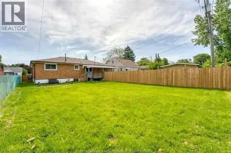 1243 Westcott Road Windsor ON N8Y 4B9
