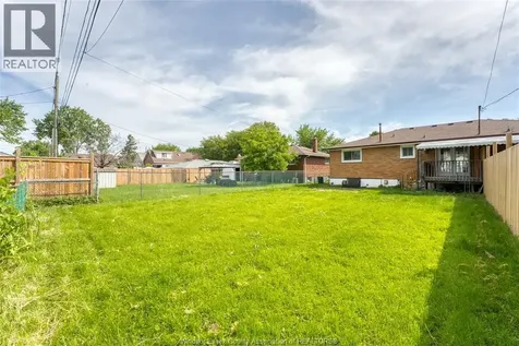 1243 Westcott Road Windsor ON N8Y 4B9