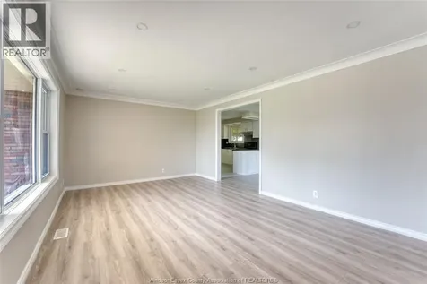 1243 Westcott Road Windsor ON N8Y 4B9