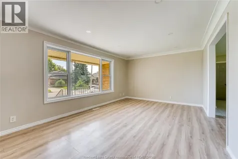 1243 Westcott Road Windsor ON N8Y 4B9