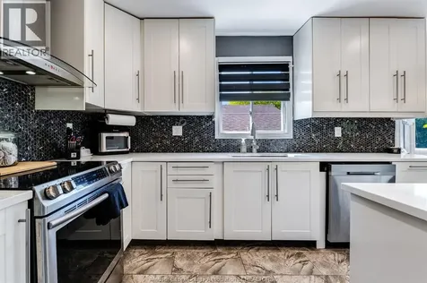 1615 Elmwood Avenue Lakeshore ON N9C 1Y6