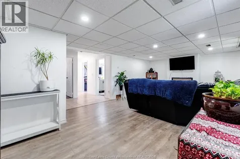 1615 Elmwood Avenue Lakeshore ON N9C 1Y6