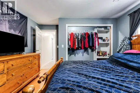 1615 Elmwood Avenue Lakeshore ON N9C 1Y6