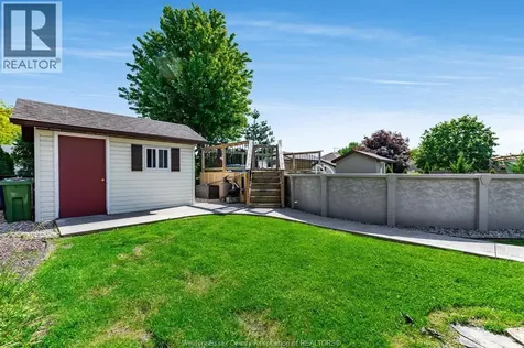 1615 Elmwood Avenue Lakeshore ON N9C 1Y6