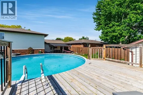 1615 Elmwood Avenue Lakeshore ON N9C 1Y6