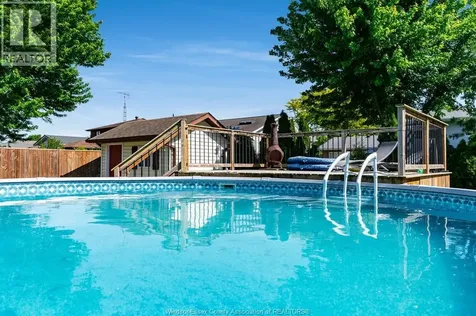 1615 Elmwood Avenue Lakeshore ON N9C 1Y6