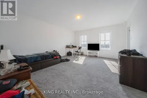 69 Lawrence D. Pridham Avenue New Tecumseth ON L9R 0X4