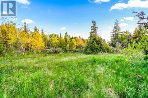 Unit 39 Tamarac Road Northern Bruce Peninsula ON N0H 2M0