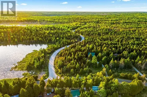 Unit 39 Tamarac Road Northern Bruce Peninsula ON N0H 2M0