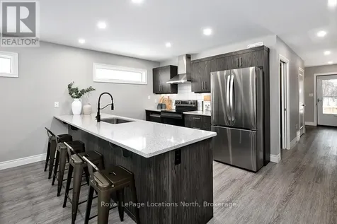 17 Elgin Street South Blue Mountains ON N0H 2P0