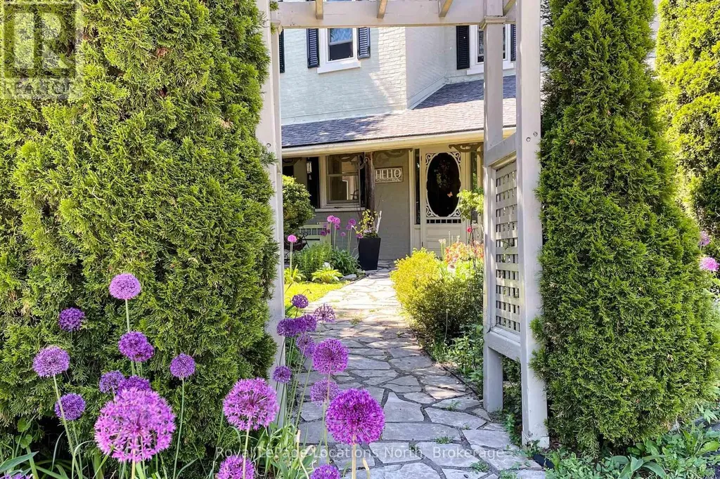 44 Parkview Avenue Meaford ON N4L 1E5