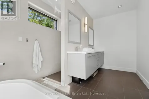 43 Houston Lane Seguin ON P2A 0B2