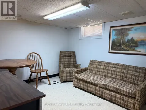 1514 9th Avenue East Owen Sound ON N4K 3G1