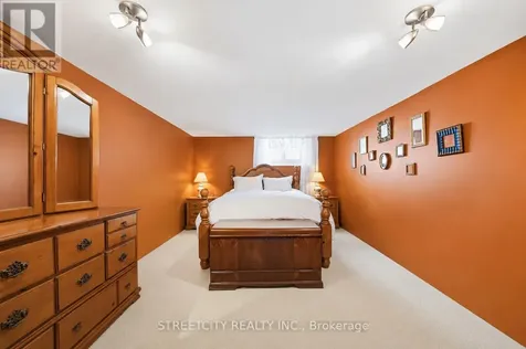 893 Hollands Avenue Sarnia ON N7S 3B9