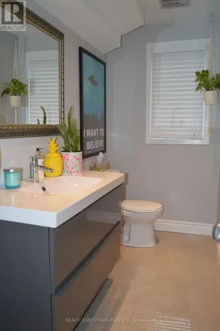 2157 Boyer Road Ottawa ON K1C 1R5