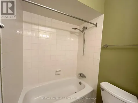 214 Viewmount Drive Ottawa ON K2E 7X3