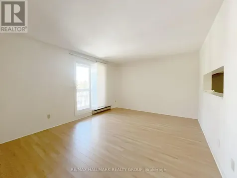 214 Viewmount Drive Ottawa ON K2E 7X3