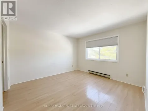 214 Viewmount Drive Ottawa ON K2E 7X3