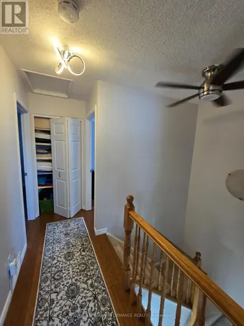 61 Hawley Crescent Ottawa ON K2M 1T4