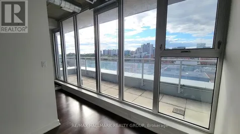 354 Gladstone Avenue Ottawa ON K2P 0R4