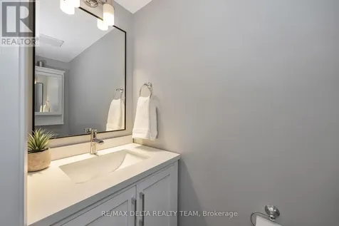 1426 Cheverny Crescent Ottawa ON K4A 3C8