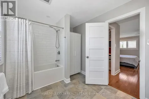 1426 Cheverny Crescent Ottawa ON K4A 3C8
