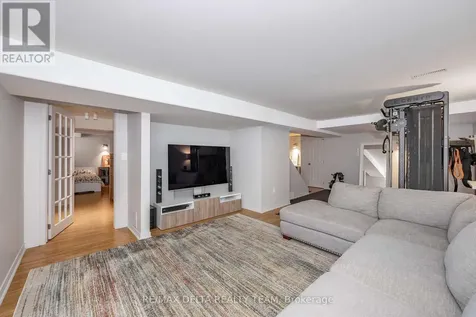 1426 Cheverny Crescent Ottawa ON K4A 3C8