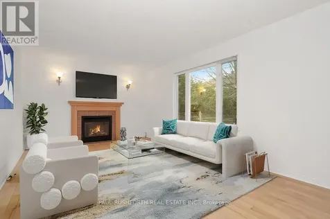 145 Arrowwood Drive Ottawa ON K2S 2G3