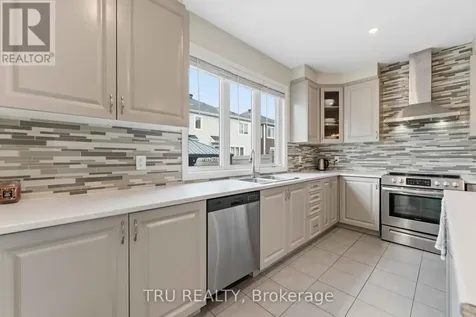 344 Sweetclover Way Ottawa ON K4A 1E6