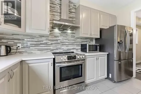 344 Sweetclover Way Ottawa ON K4A 1E6