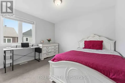344 Sweetclover Way Ottawa ON K4A 1E6