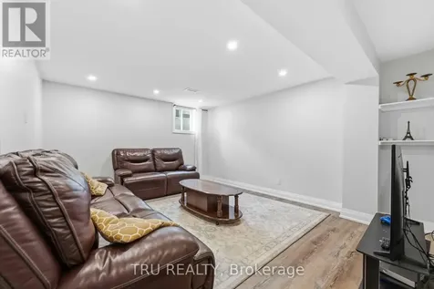 344 Sweetclover Way Ottawa ON K4A 1E6