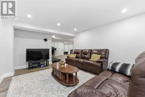344 Sweetclover Way Ottawa ON K4A 1E6