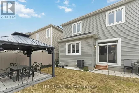344 Sweetclover Way Ottawa ON K4A 1E6