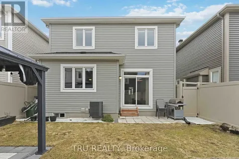 344 Sweetclover Way Ottawa ON K4A 1E6