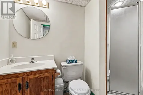 27 Bramblegrove Crescent Ottawa ON K1T 3G1