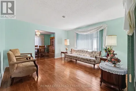 27 Bramblegrove Crescent Ottawa ON K1T 3G1
