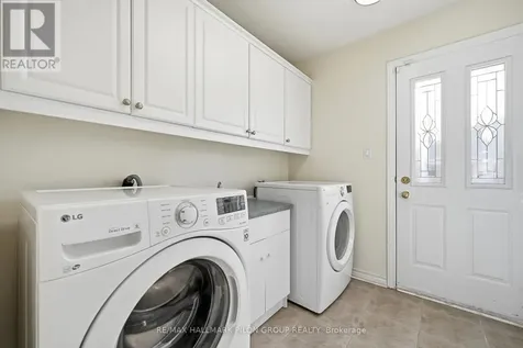 1354 Mountainside Crescent Ottawa ON K1E 3G5