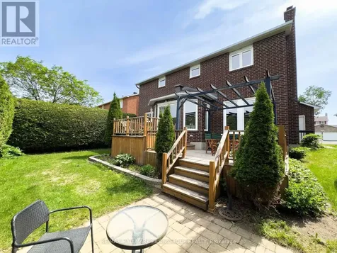 1354 Mountainside Crescent Ottawa ON K1E 3G5