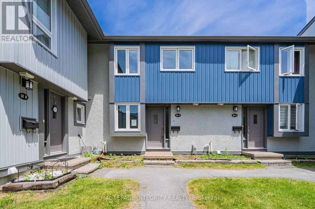 32C Benlea Drive Ottawa ON K2G 4A8
