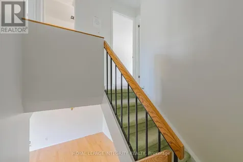 32C Benlea Drive Ottawa ON K2G 4A8