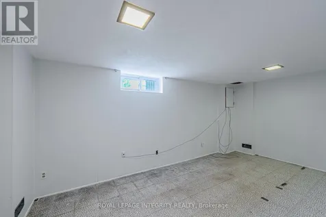 32C Benlea Drive Ottawa ON K2G 4A8