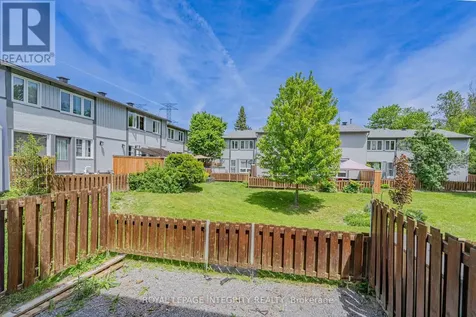 32C Benlea Drive Ottawa ON K2G 4A8
