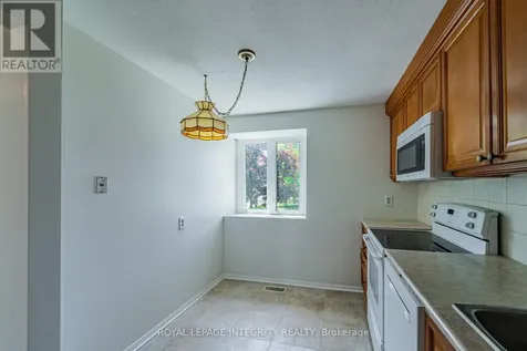 32C Benlea Drive Ottawa ON K2G 4A8