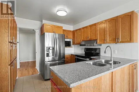 82 Emerald Meadows Drive Ottawa ON K2M 2L6