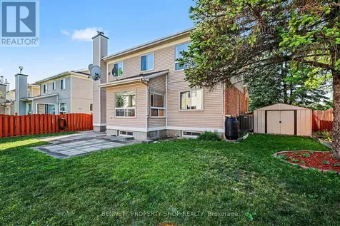82 Emerald Meadows Drive Ottawa ON K2M 2L6